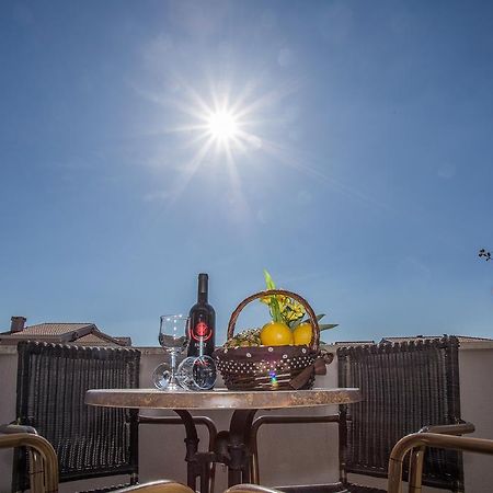 Apartments Kristina Makarska Ngoại thất bức ảnh