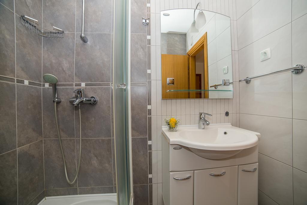 Apartments Kristina Makarska Ngoại thất bức ảnh