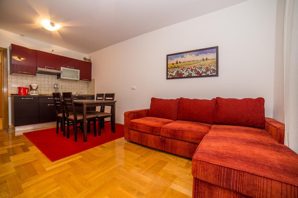 Apartments Kristina Makarska Ngoại thất bức ảnh
