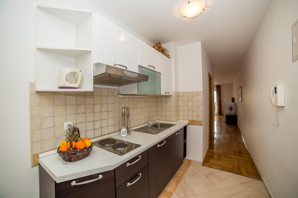 Apartments Kristina Makarska Ngoại thất bức ảnh