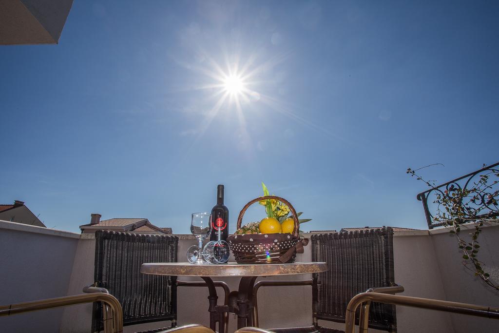 Apartments Kristina Makarska Ngoại thất bức ảnh